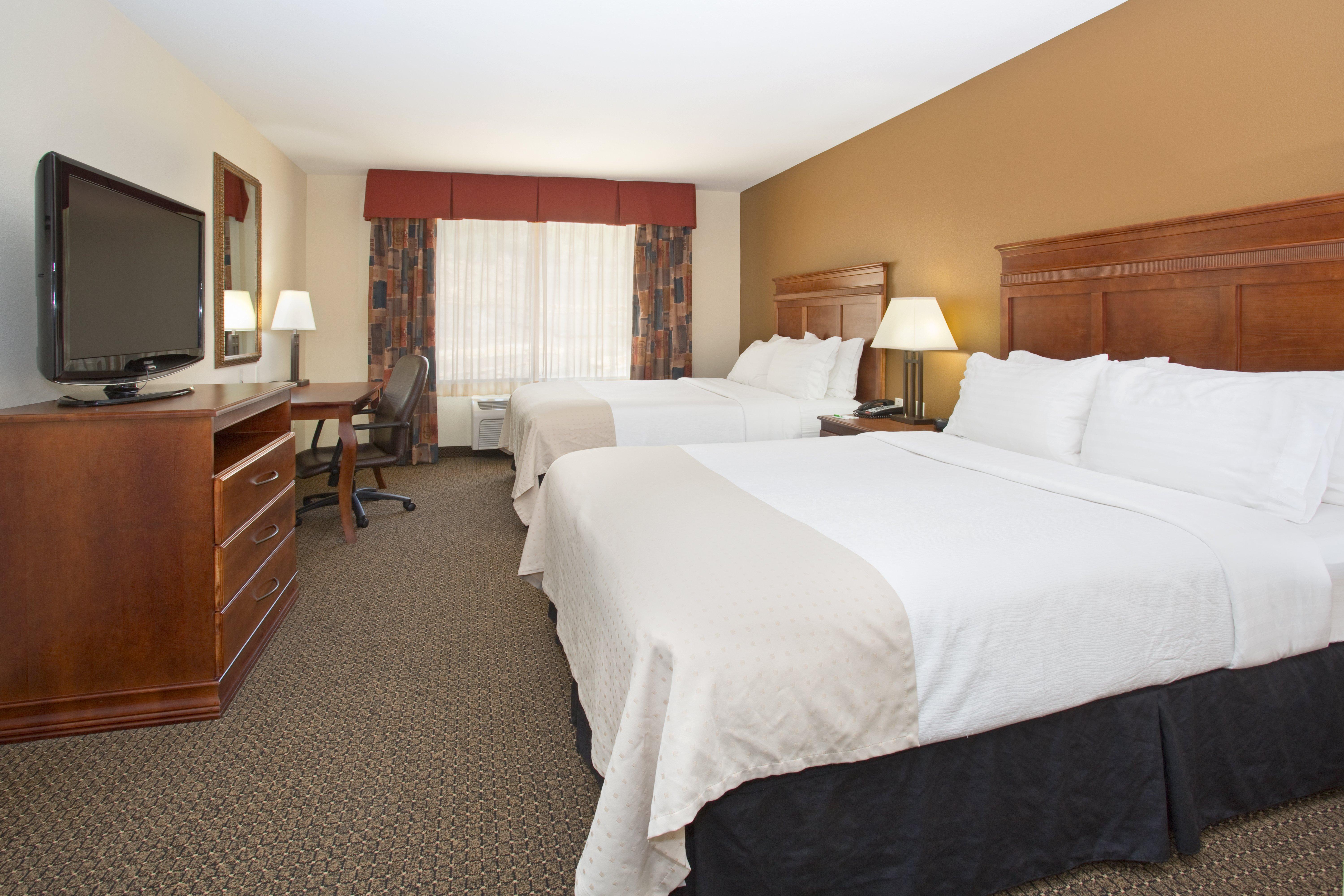 Express & By Ihg Hotel 3*